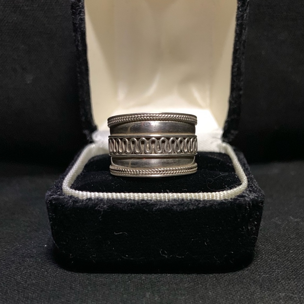 Sterling silver ring